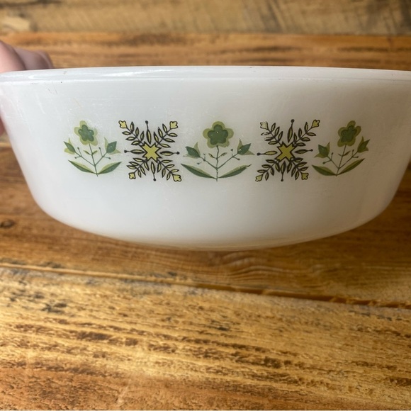 Vintage Anchor Hocking Fire King #437 Green Meadow 1 1/2 Quart QT Casserole Dish - Picture 3 of 10